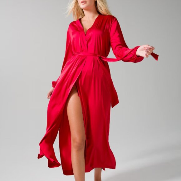 Soma Other - NWT Soma Satin Long Sleeve Robe